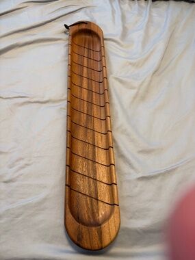 Napa Style Solid Wood Italian Bread Basket and Cutter